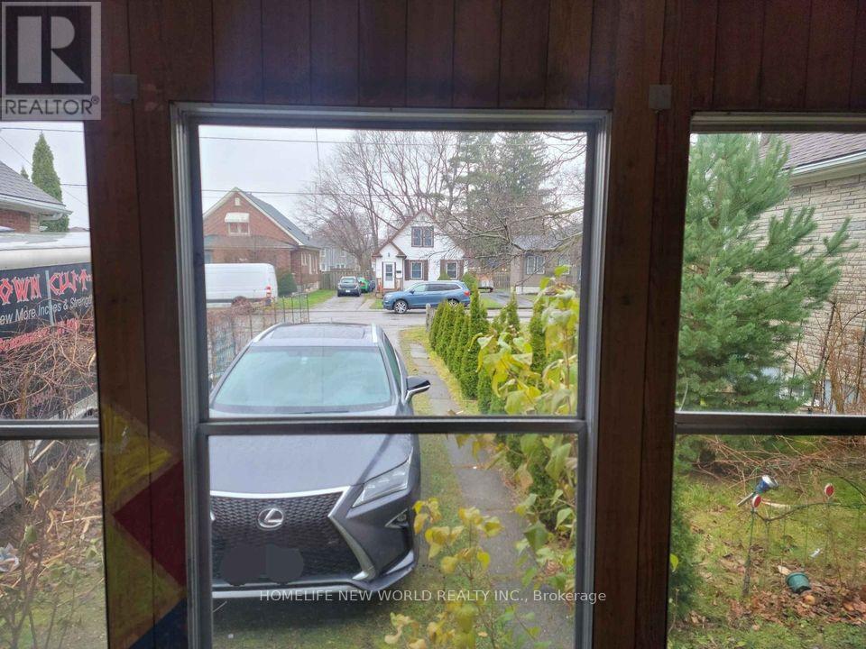 Side - 6568 Orchard Avenue, Niagara Falls, Ontario  L2G 4H5 - Photo 19 - X13236286