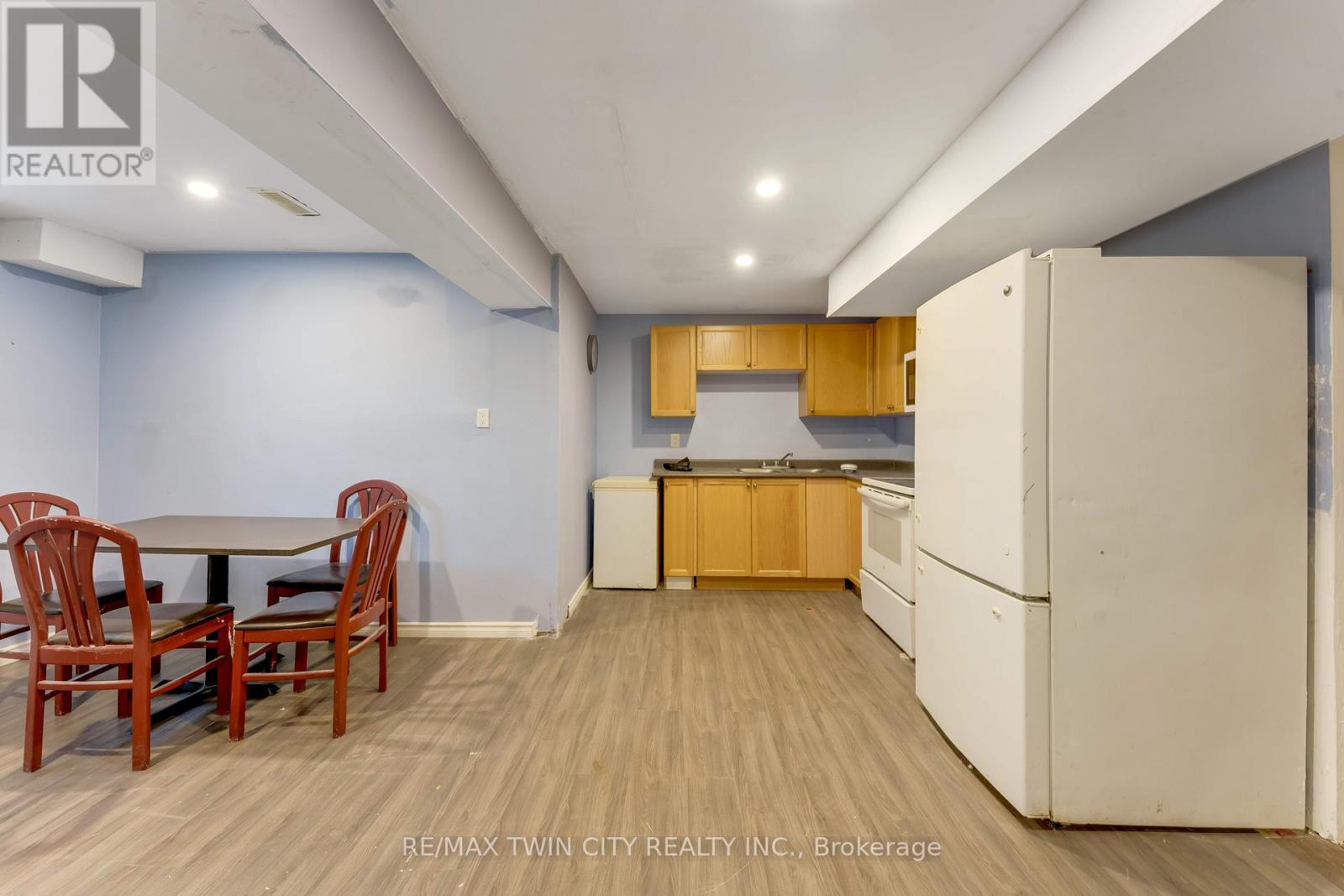 15 Copper Leaf Street, Kitchener, Ontario  N2E 3T3 - Photo 29 - X13236294
