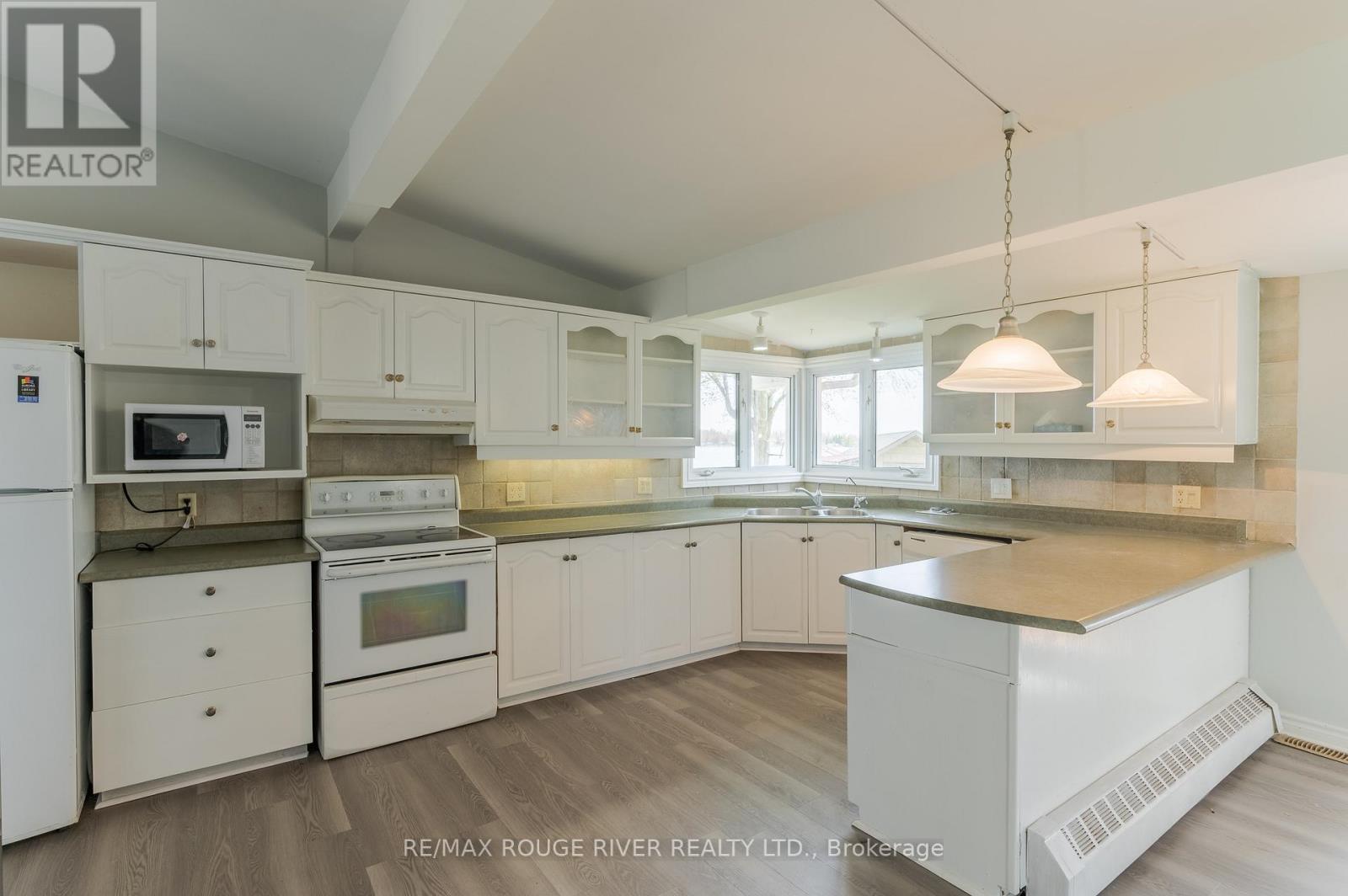 30 Edgewater Drive, Selwyn, Ontario  K0L 1T0 - Photo 7 - X13236302