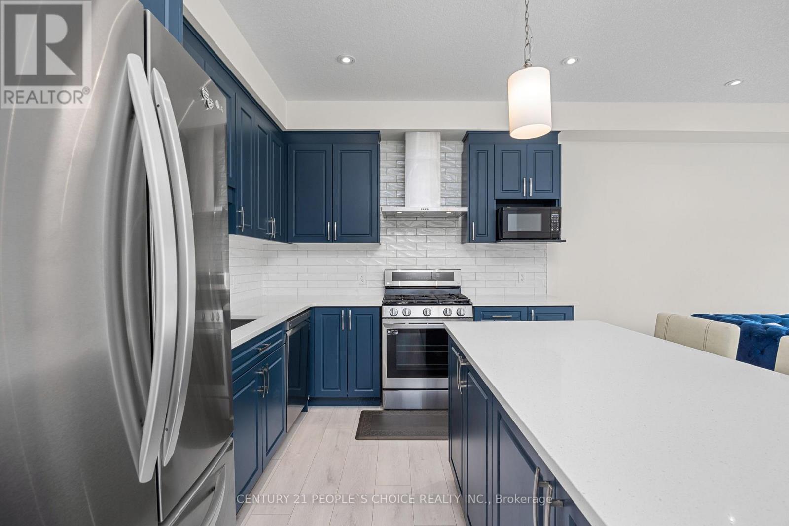 9 Queensbrook Crescent, Cambridge, Ontario  N1S 0E5 - Photo 6 - X13236304