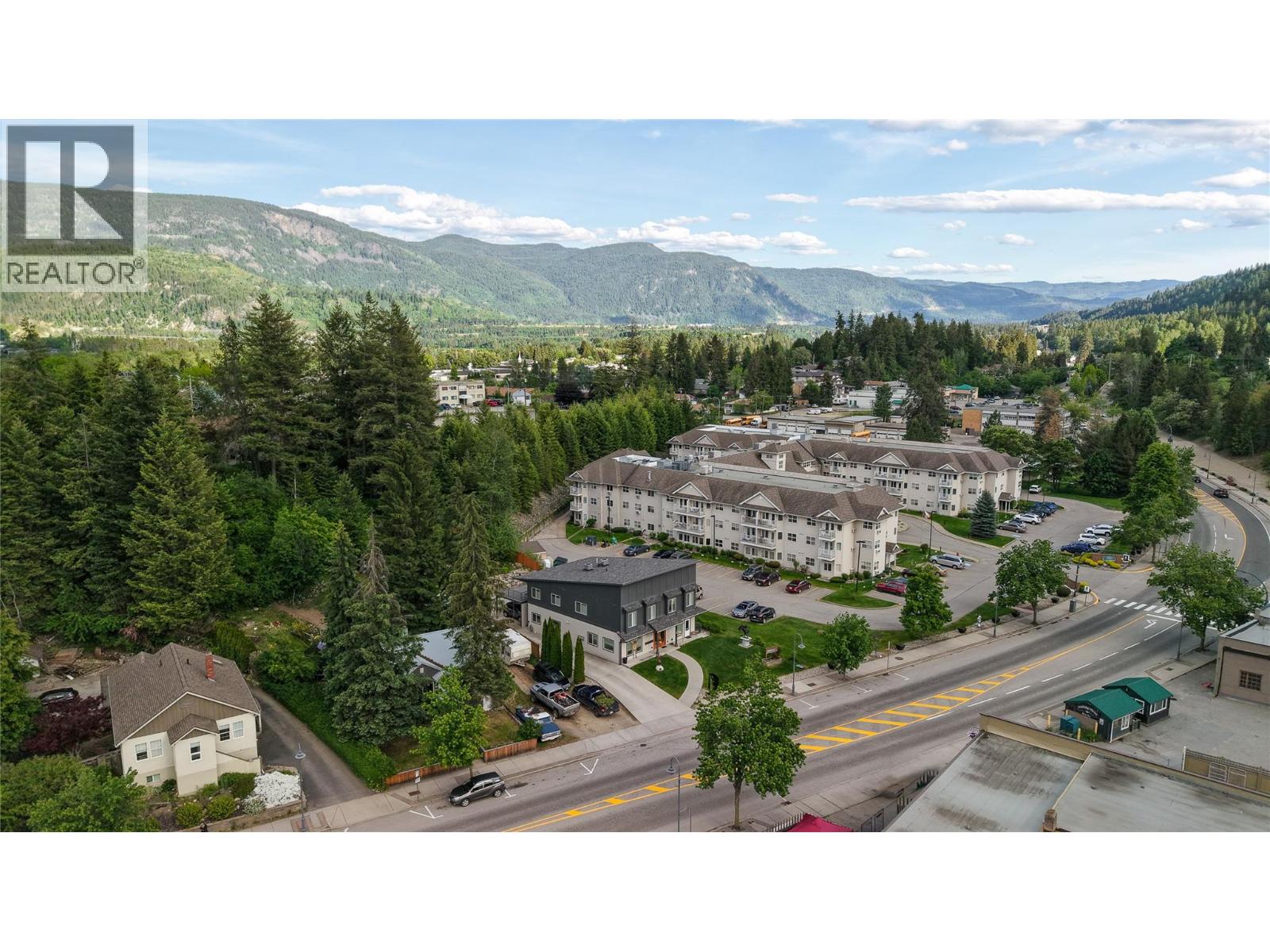 495 Columbia Street Unit# 1, Castlegar, British Columbia  V1N 1G8 - Photo 16 - 10388178
