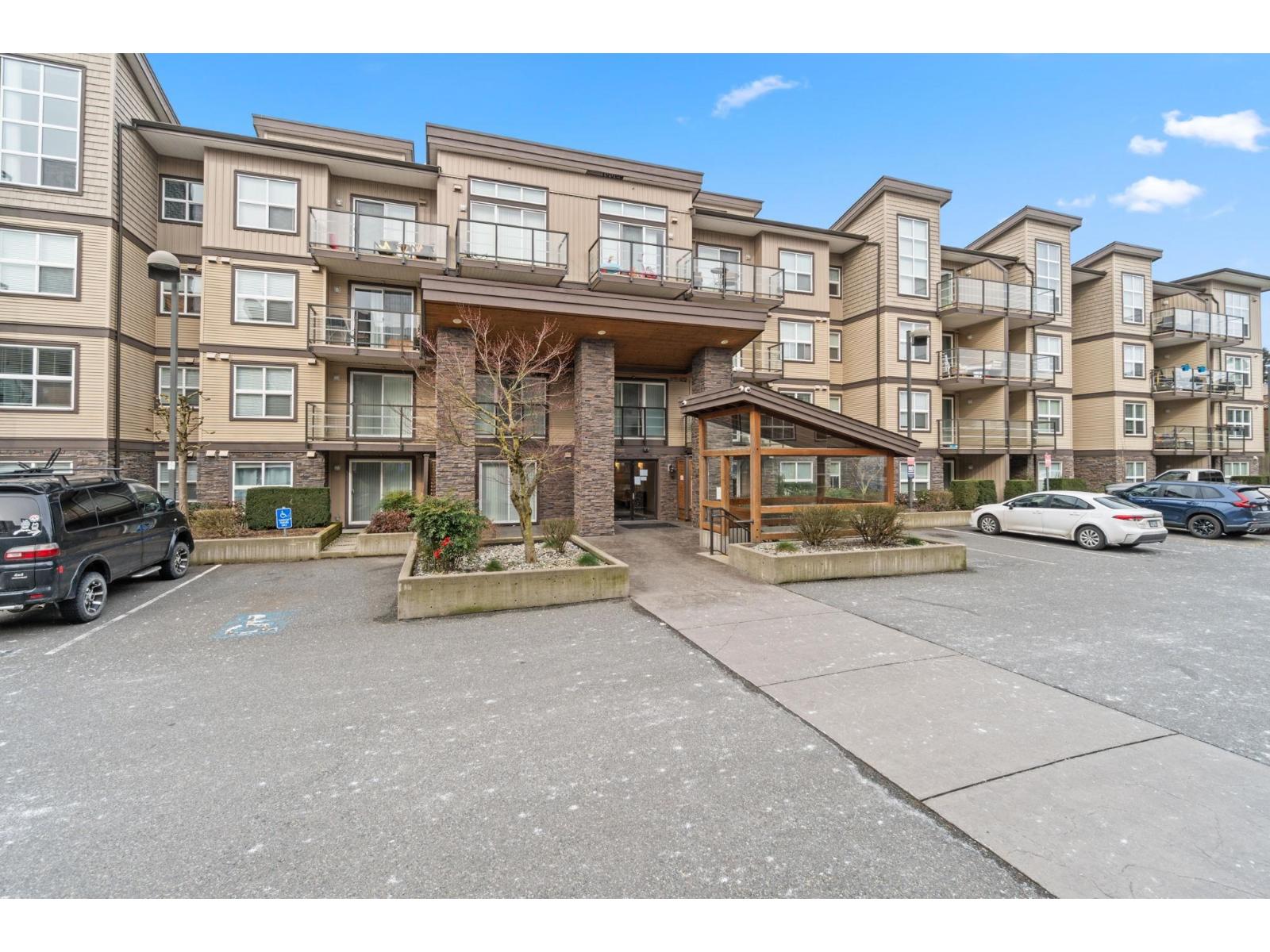 210 30515 CARDINAL AVENUE, Abbotsford