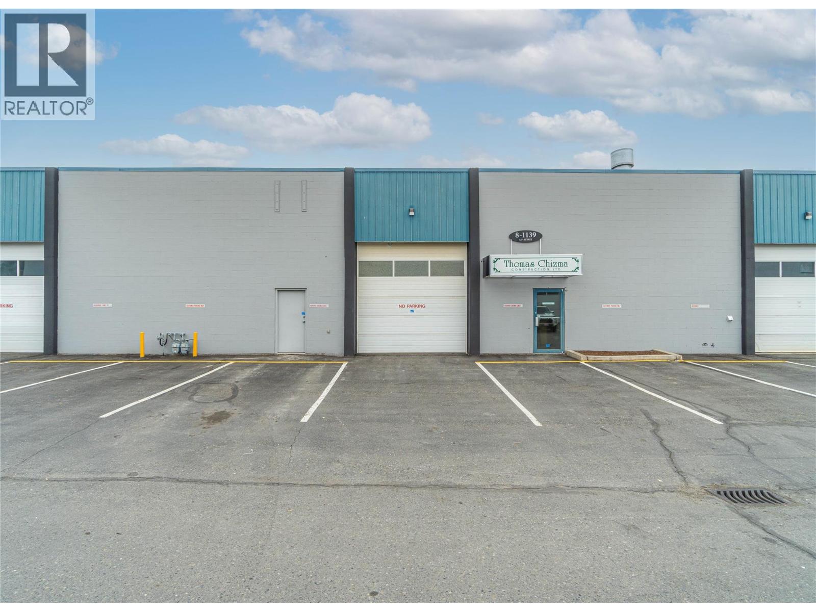 1139 12th Street Unit# 8, Kamloops, British Columbia  V2B 7Z2 - Photo 1 - 10389979
