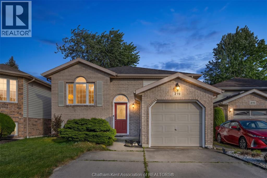 219 Greenfield Lane, Chatham, Ontario  N7L 5N3 - Photo 2 - 26012955