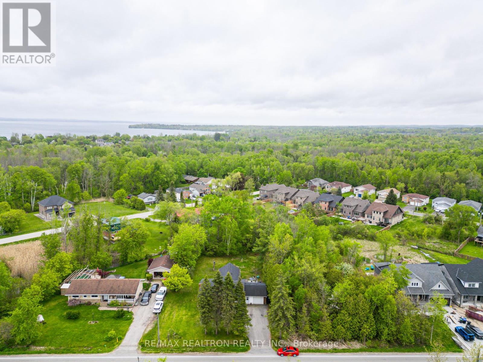 1147 Belle Aire Beach Road, Innisfil, Ontario  L0L 1C0 - Photo 3 - N13235668