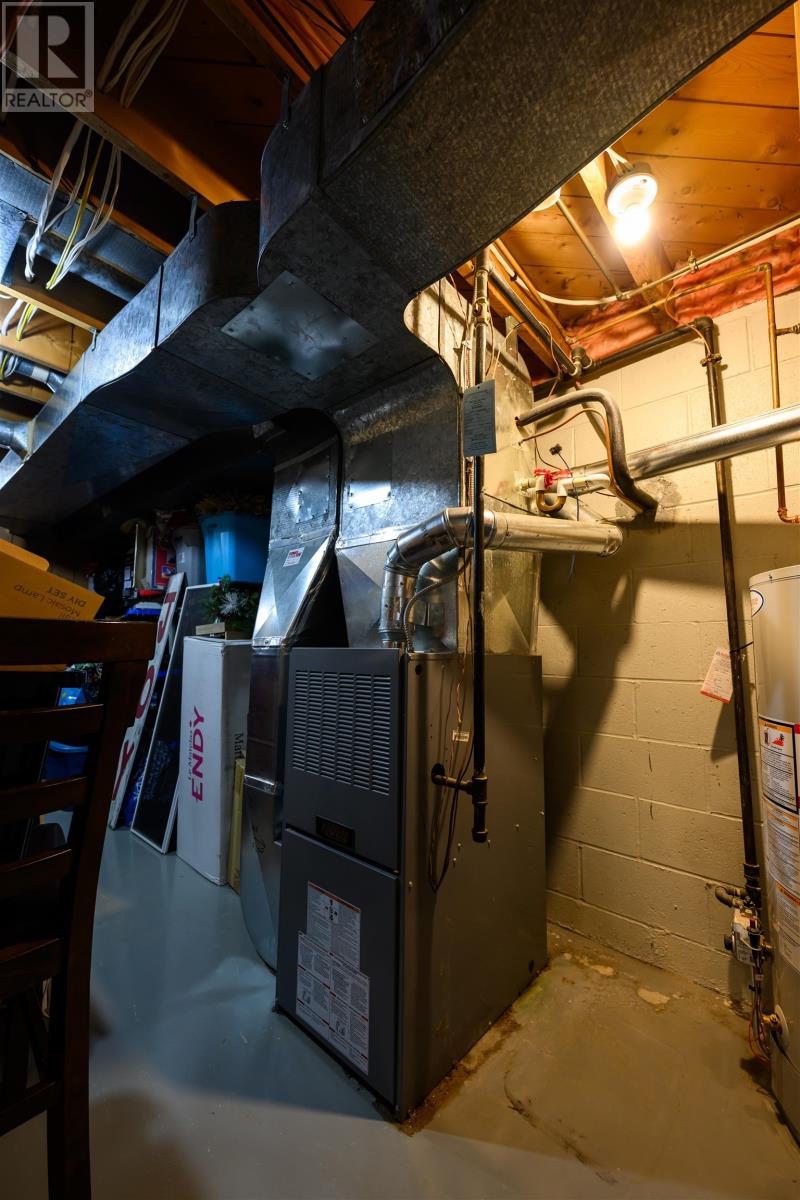 112 Walsh St West, Thunder Bay, Ontario  P7E 4W4 - Photo 37 - TB2601329