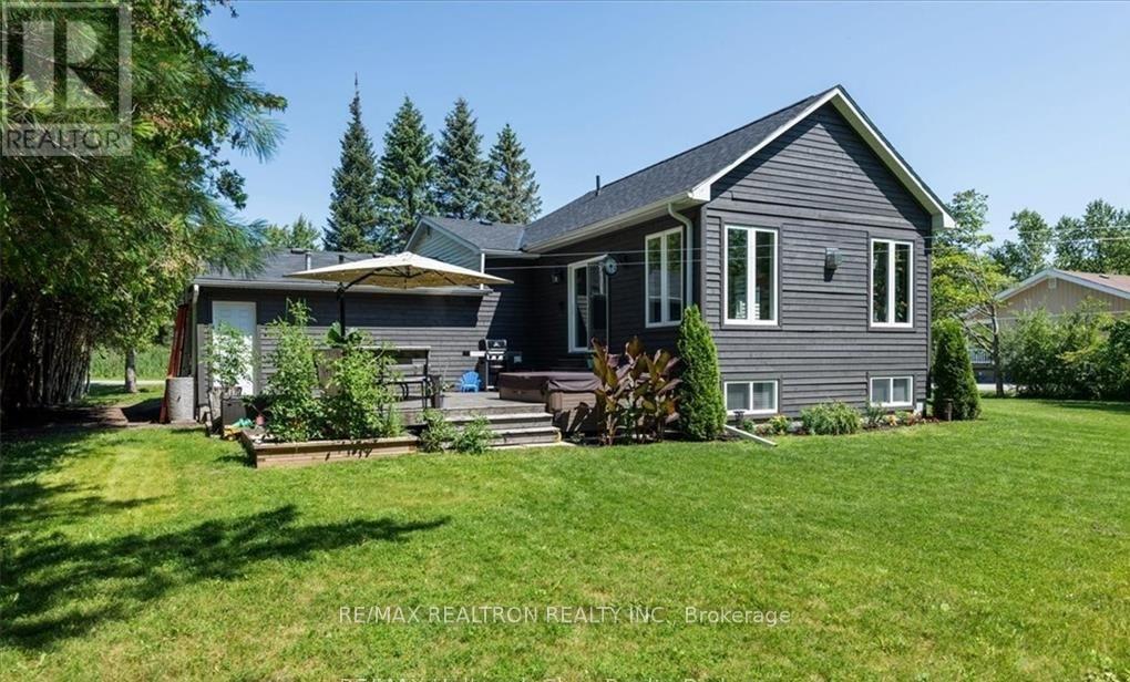 1147 Belle Aire Beach Road, Innisfil, Ontario  L0L 1C0 - Photo 35 - N13235668