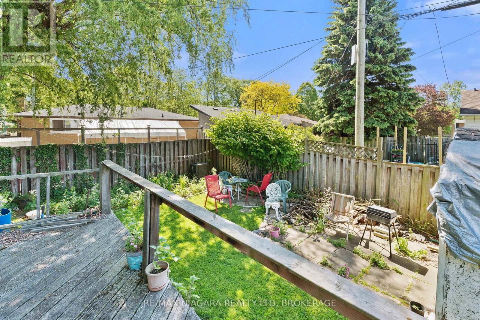 80 1/2 Melody Trail, St. Catharines, Ontario  L2M 1C7 - Photo 17 - X13236374