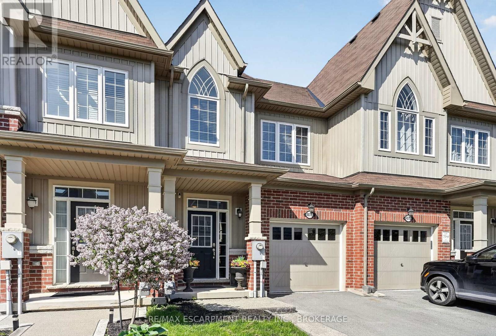 4071 Fracchioni Drive, Lincoln, Ontario  L3J 0R5 - Photo 2 - X13236628