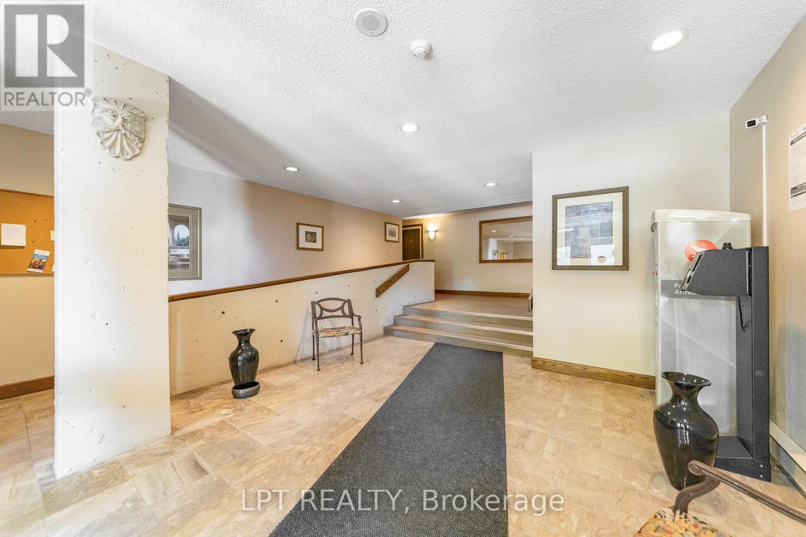 206 - 1177 Belanger Avenue, Ottawa, Ontario  K1H 8N7 - Photo 5 - X13236498