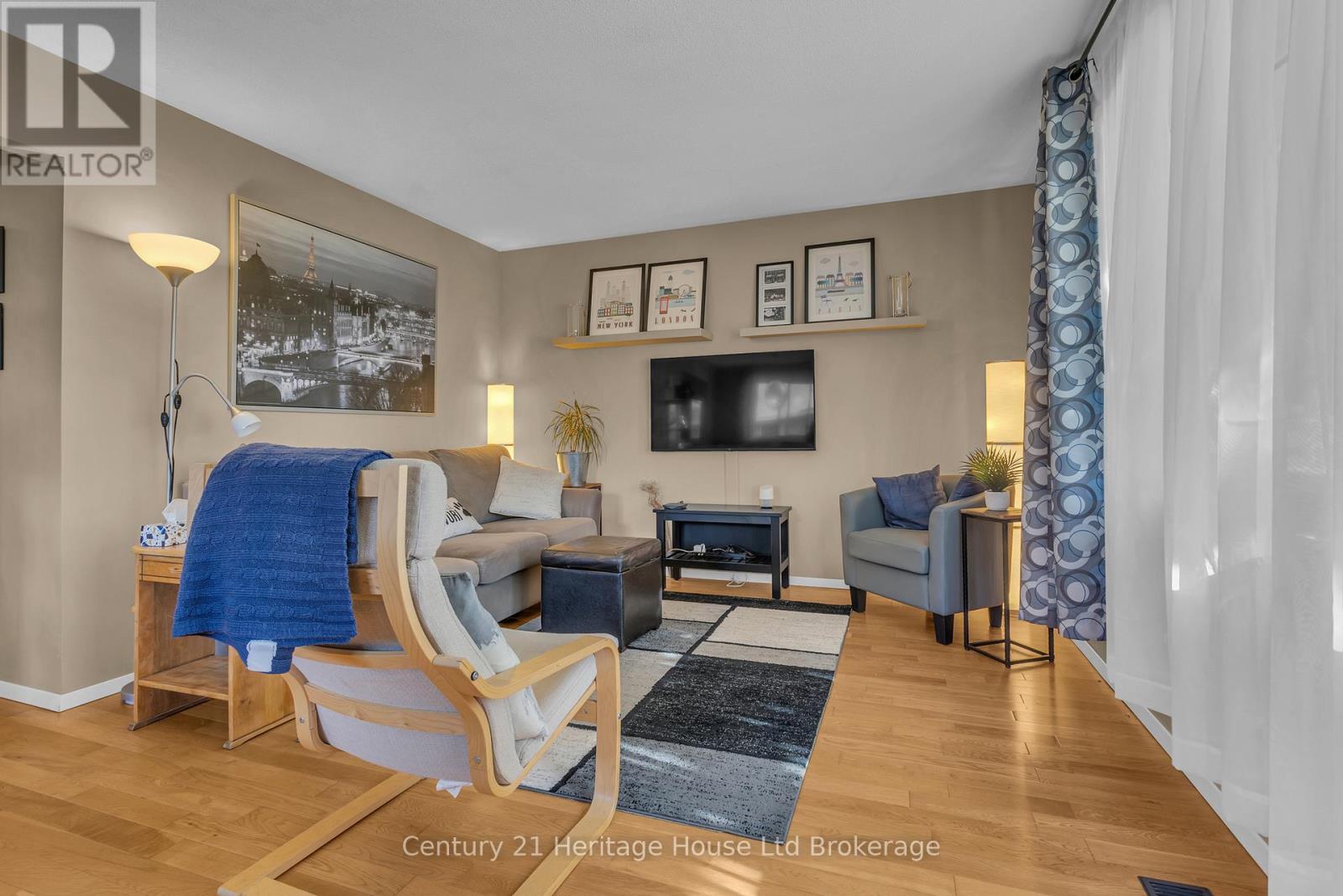 1000 Sunset Boulevard, Woodstock, Ontario N4S 8C4 - Photo 4 - X13236432