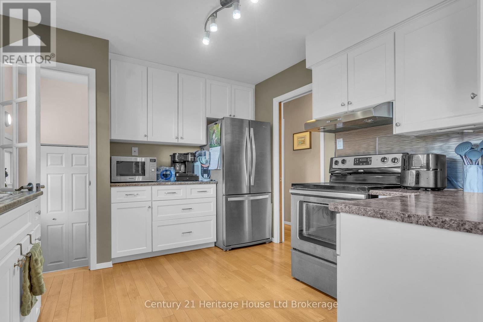 1000 Sunset Boulevard, Woodstock, Ontario N4S 8C4 - Photo 9 - X13236432