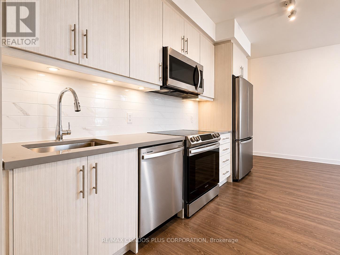 503 - 105 Oneida Crescent, Richmond Hill, Ontario  L4B 0H6 - Photo 8 - N13149302