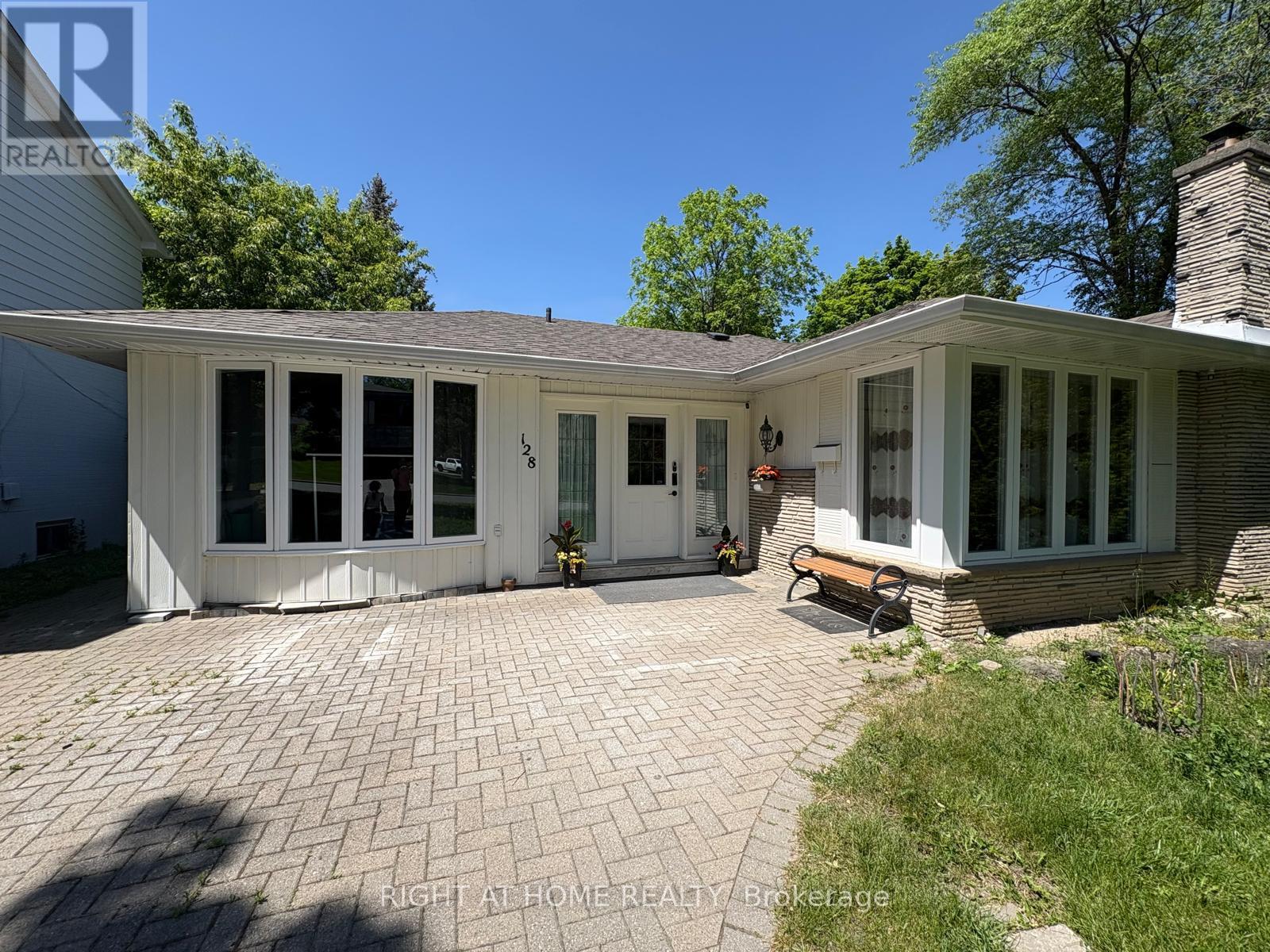 128 Woodward Avenue, Markham, Ontario  L3T 1E9 - Photo 2 - N13232960