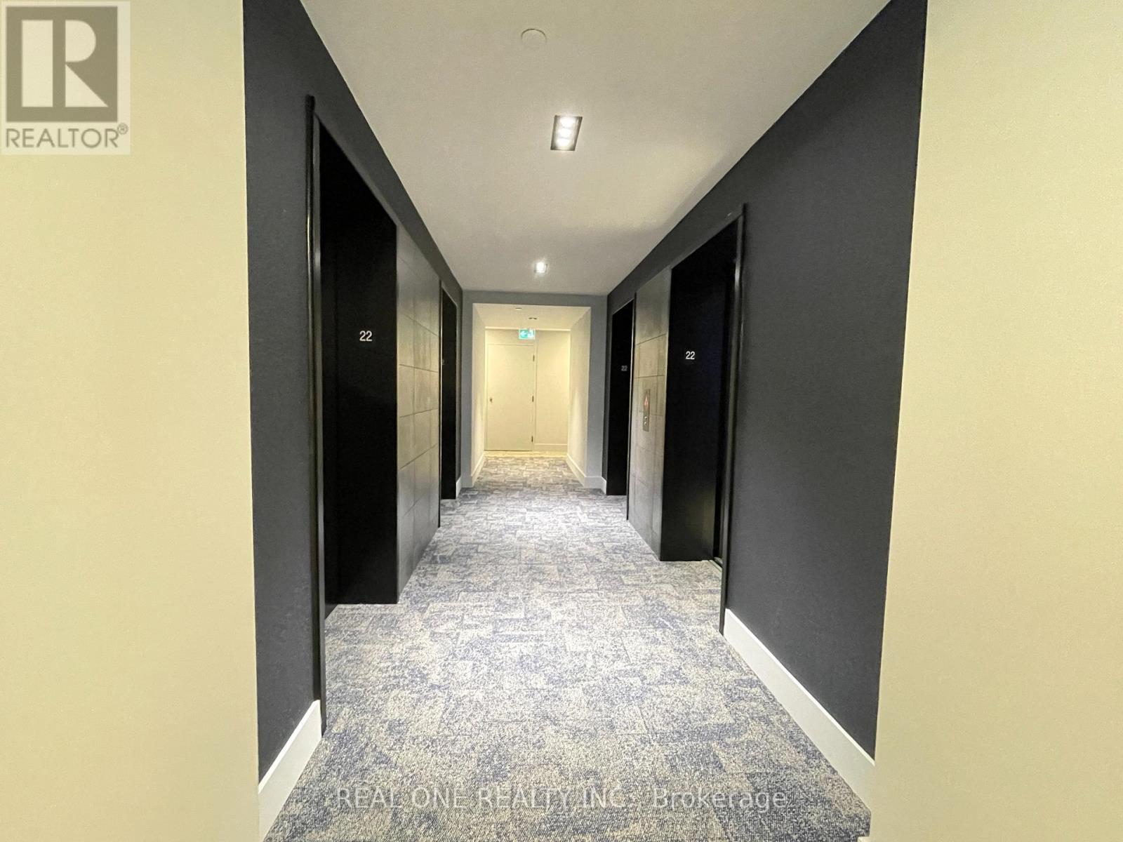 2208 - 430 Square One Drive, Mississauga, Ontario  L5B 0L6 - Photo 7 - W13216578