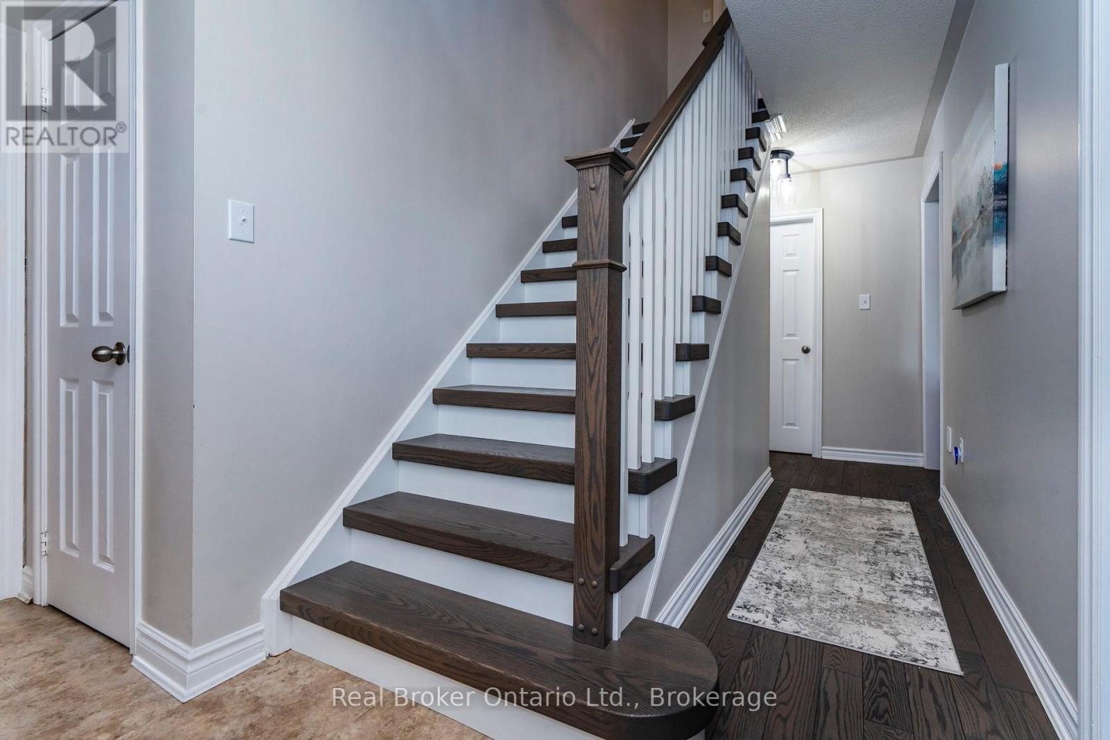 94 Golden Meadow Road, Barrie (Bayshore), Ontario  L4N 7G4 - Photo 13 - S13236538