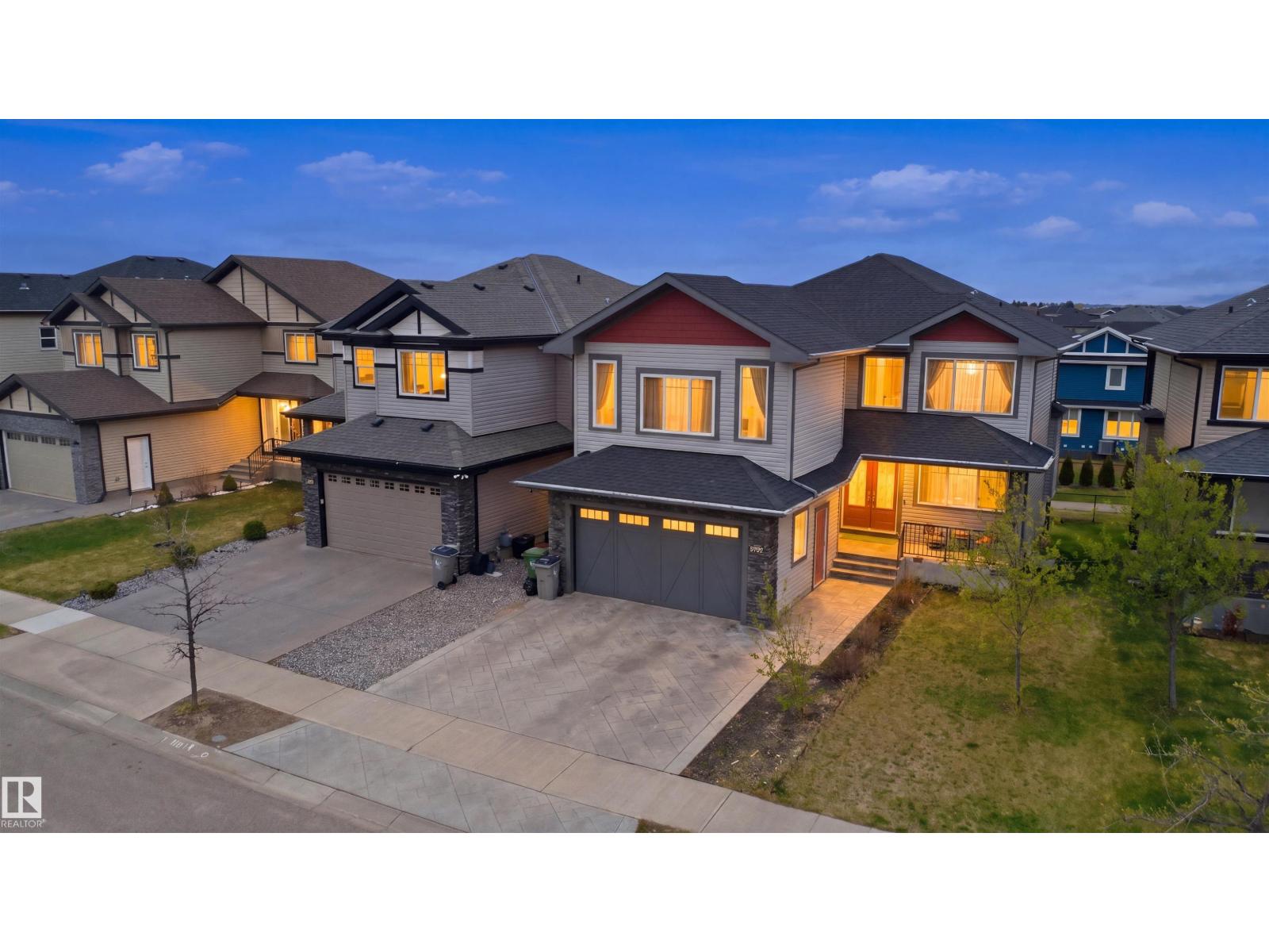3909 49 Ave, Beaumont, Alberta  T4X 1Y7 - Photo 2 - E4489079