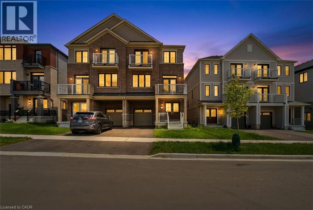 15 CENTRAL MARKET Drive, Caledonia, Ontario
