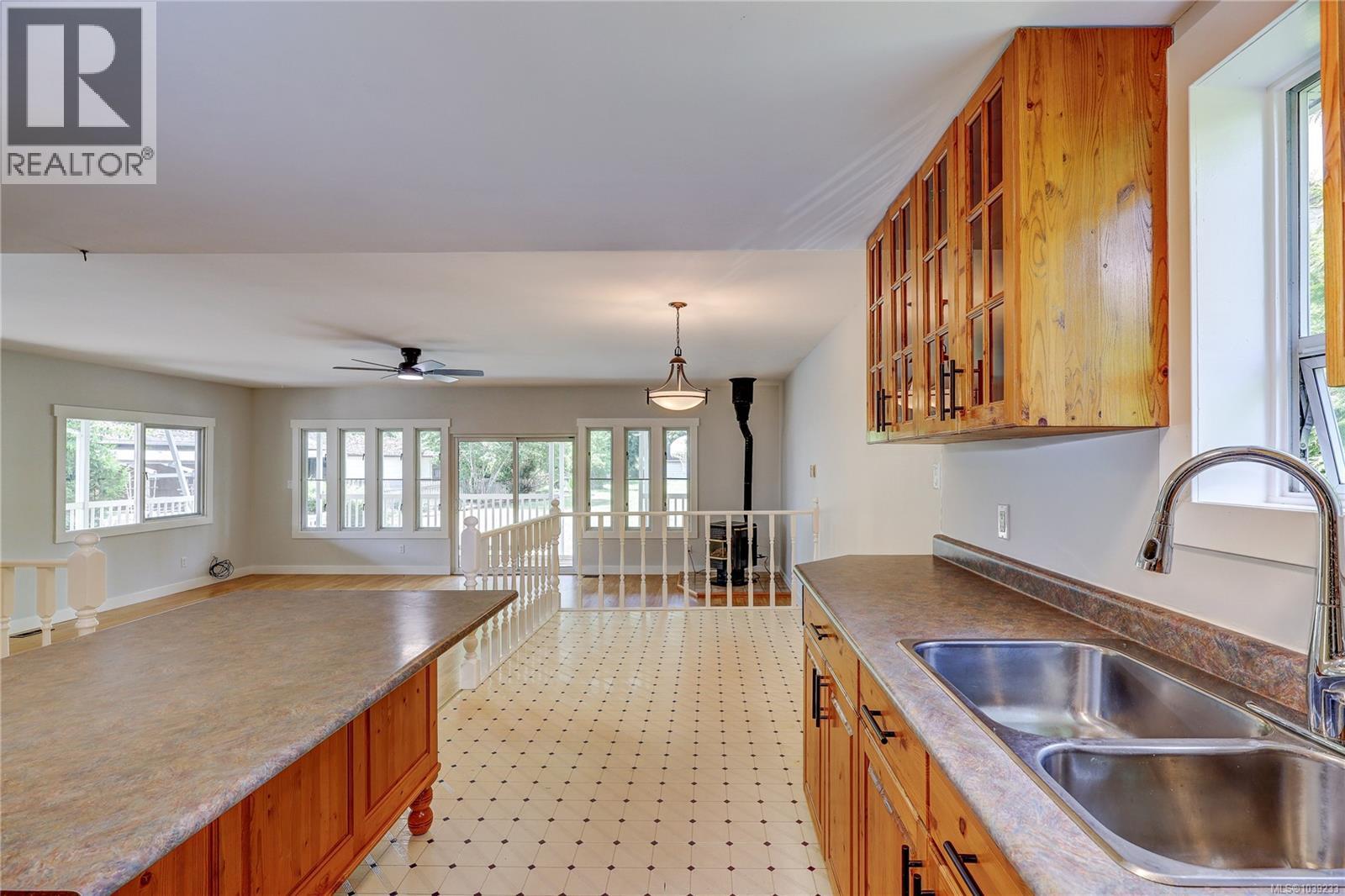 9486 Chemainus Rd, Chemainus, British Columbia  V0R 1K5 - Photo 8 - 1039233