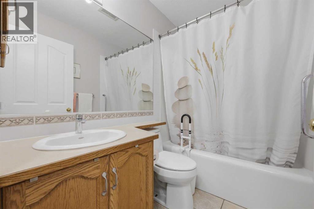 22, 1008 Woodside Way NW, Airdrie, Alberta  T4B 2T8 - Photo 19 - A2316822