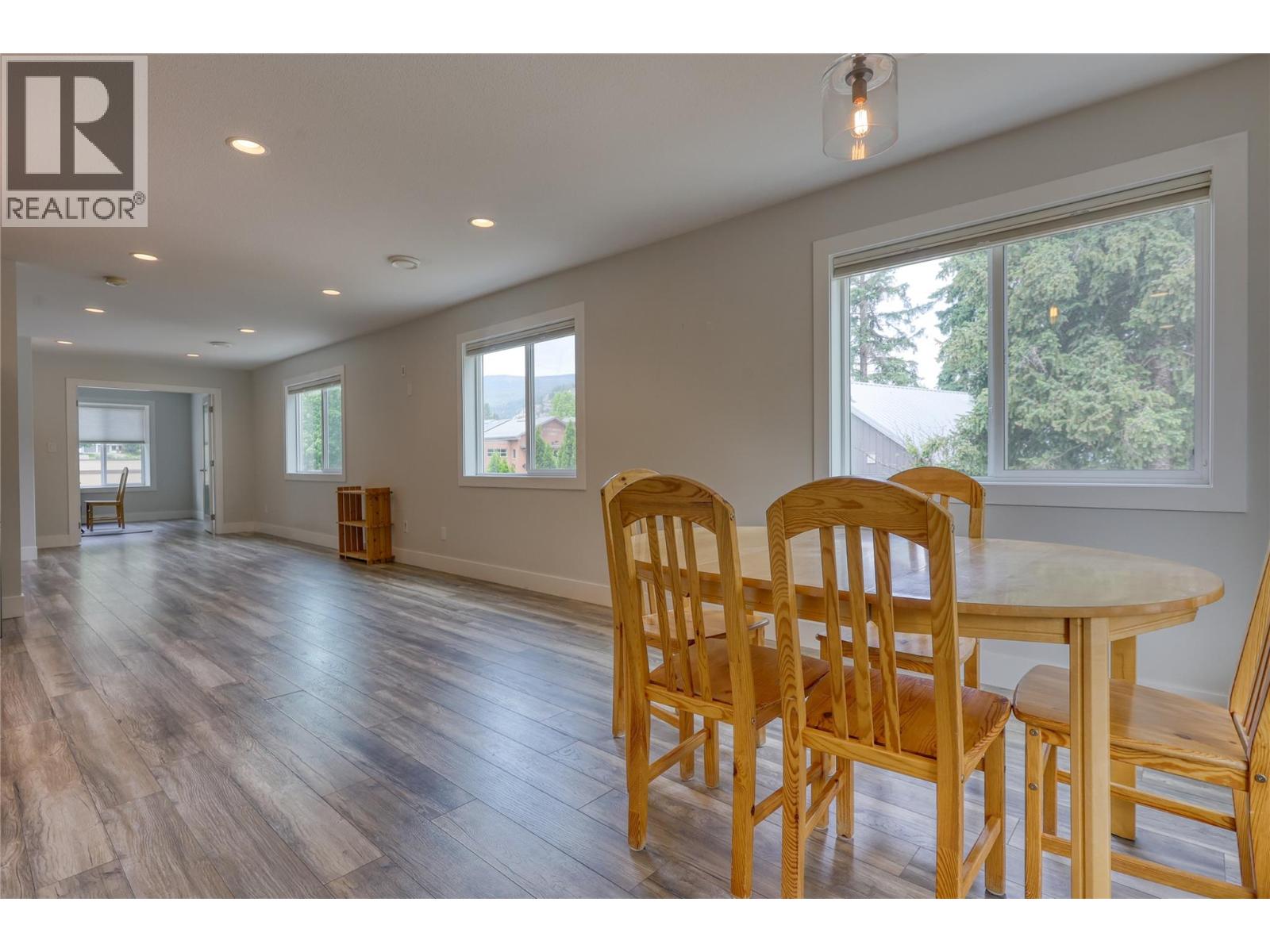 495 Columbia Street, Castlegar, British Columbia V1N 1G8 - Photo 42 - 10388199