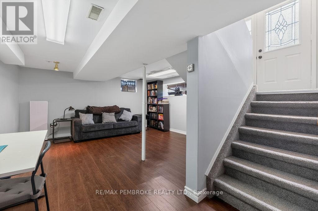466 Gourley Avenue, Pembroke, Ontario  K8A 8J5 - Photo 30 - X13236636