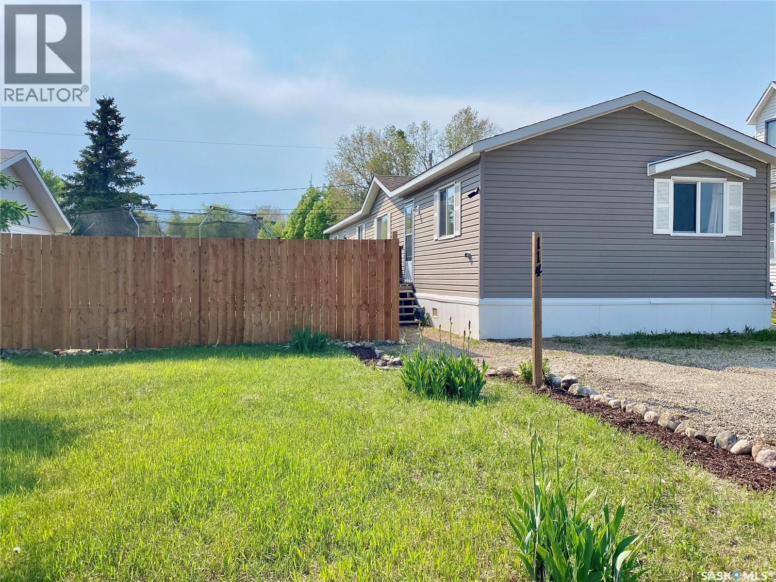 114 3 Street E, Carnduff, Saskatchewan  S0C 0S0 - Photo 22 - SK038164