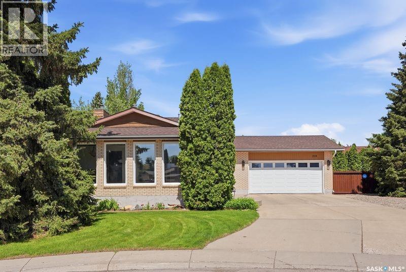 318 Nokomis Place, Saskatoon, Saskatchewan  S7K 5E2 - Photo 1 - SK038141