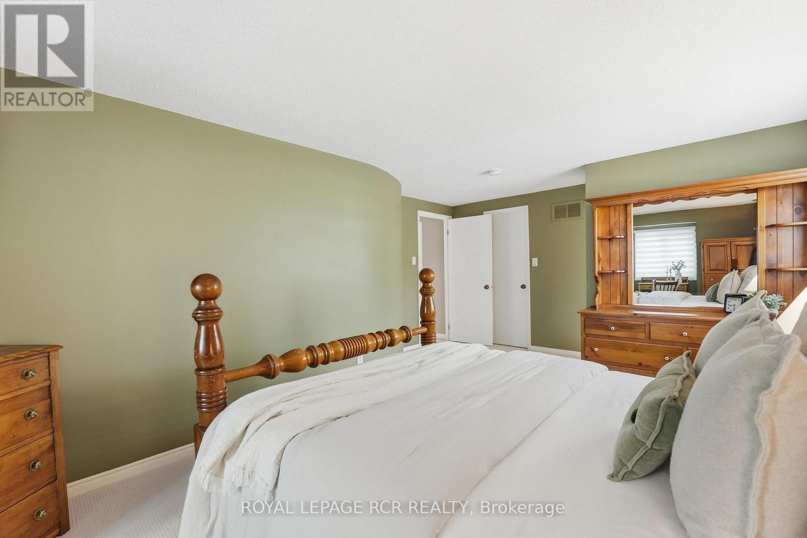 40 Moffat Crescent, Aurora, Ontario  L4G 4Z9 - Photo 23 - N13234104