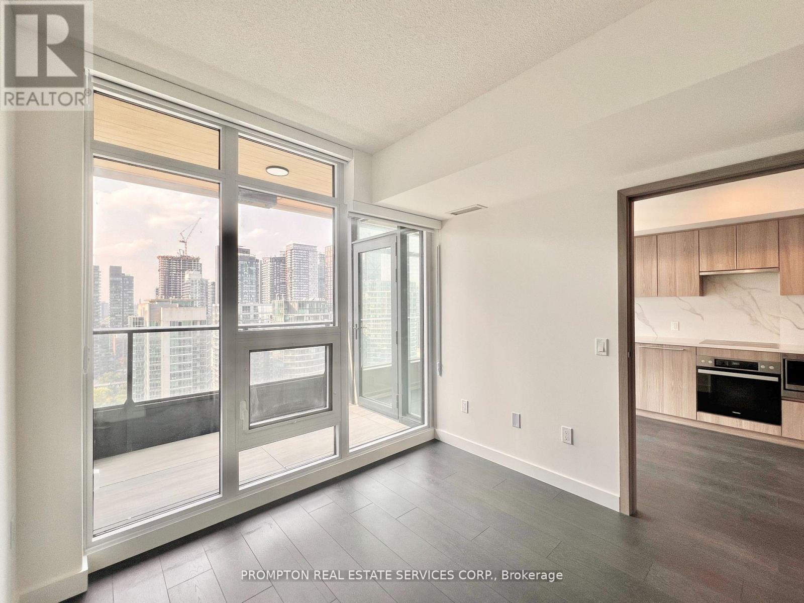 3512 - 1 Concord Cityplace Way, Toronto, Ontario  M5V 0X3 - Photo 4 - C13236418