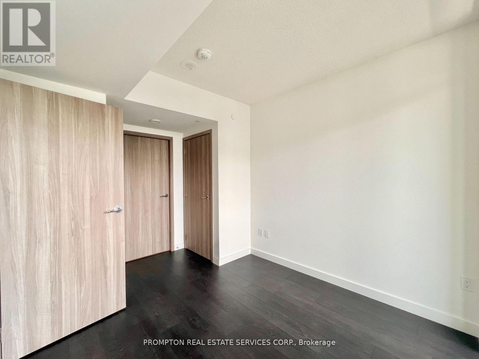 3512 - 1 Concord Cityplace Way, Toronto, Ontario  M5V 0X3 - Photo 6 - C13236418