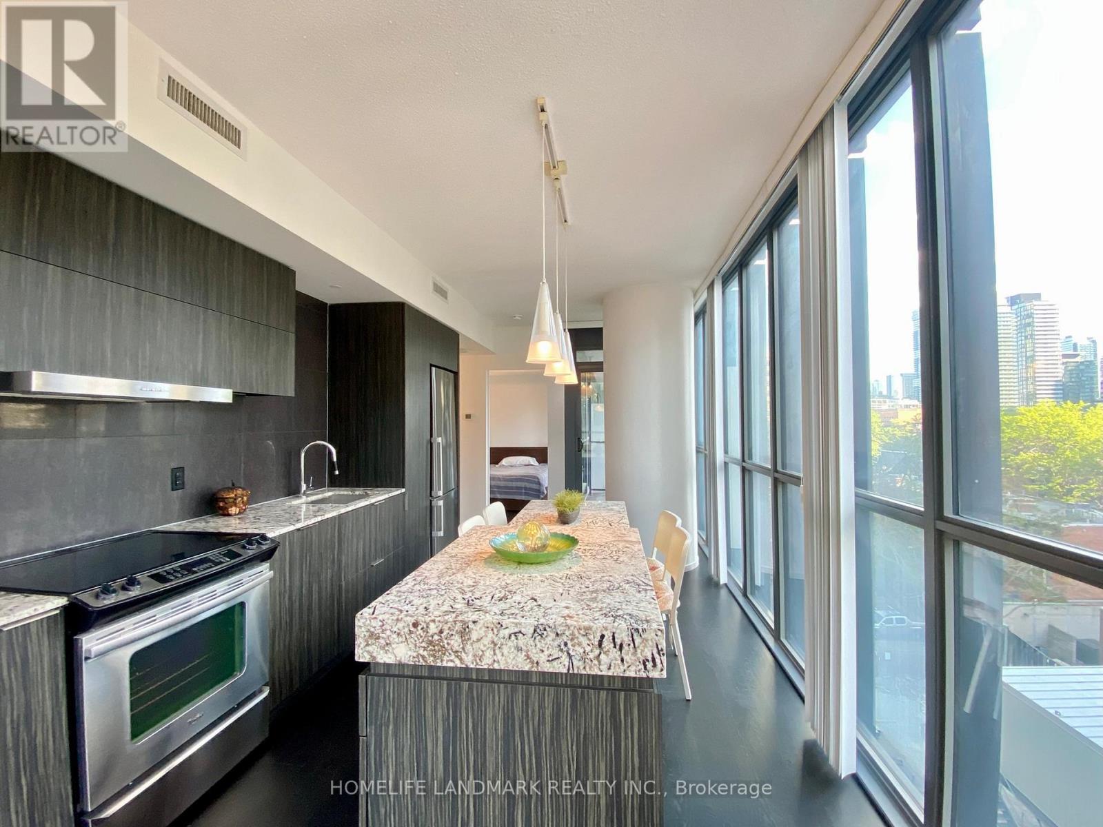606 - 101 Charles Street E, Toronto, Ontario  M4Y 0A9 - Photo 3 - C13236446