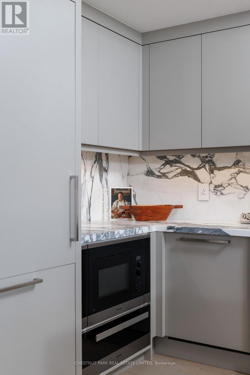 3003 - 200 Cumberland Street, Toronto, Ontario  M5R 0B7 - Photo 19 - C13236502