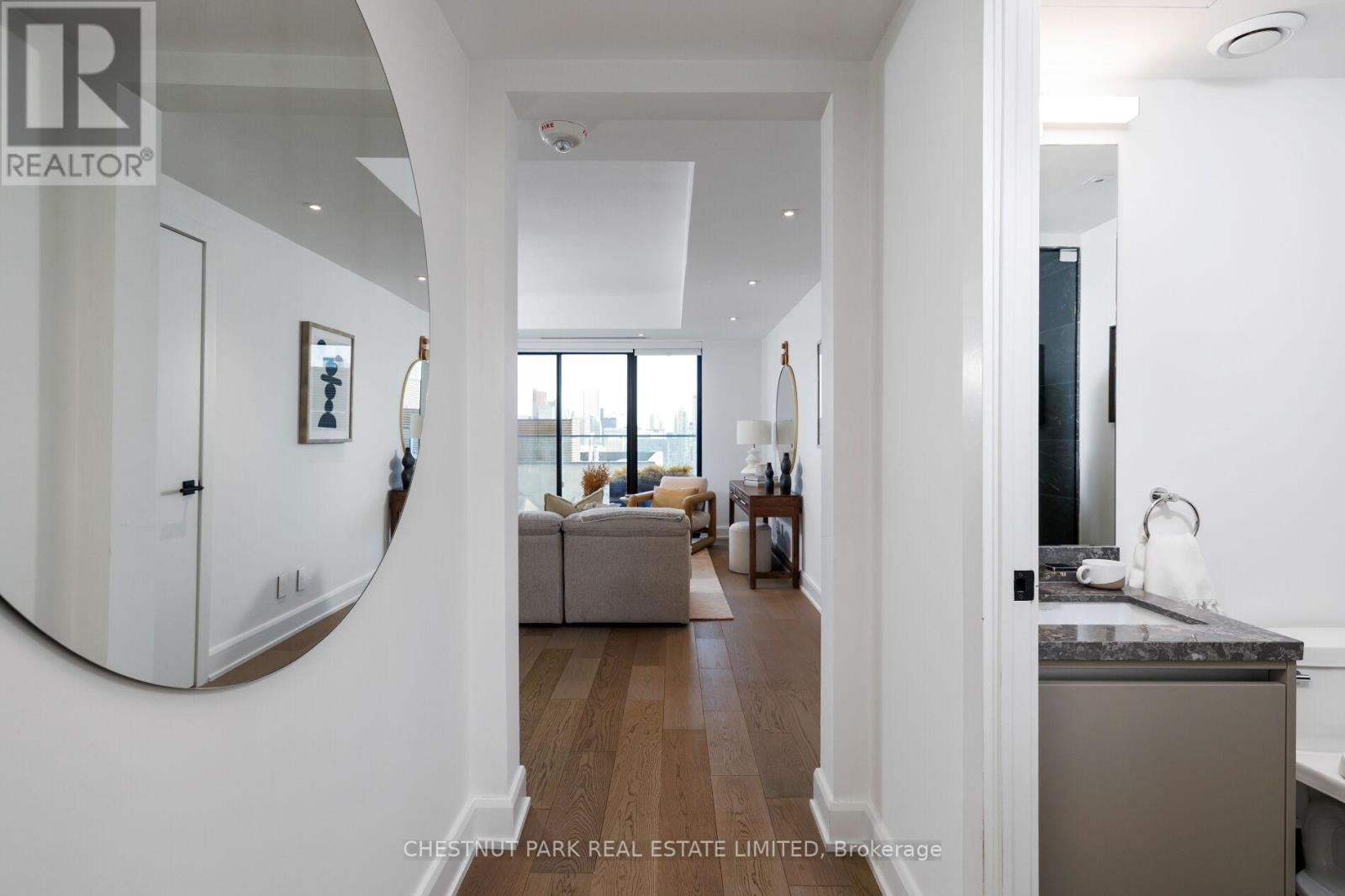 3003 - 200 Cumberland Street, Toronto, Ontario  M5R 0B7 - Photo 25 - C13236502