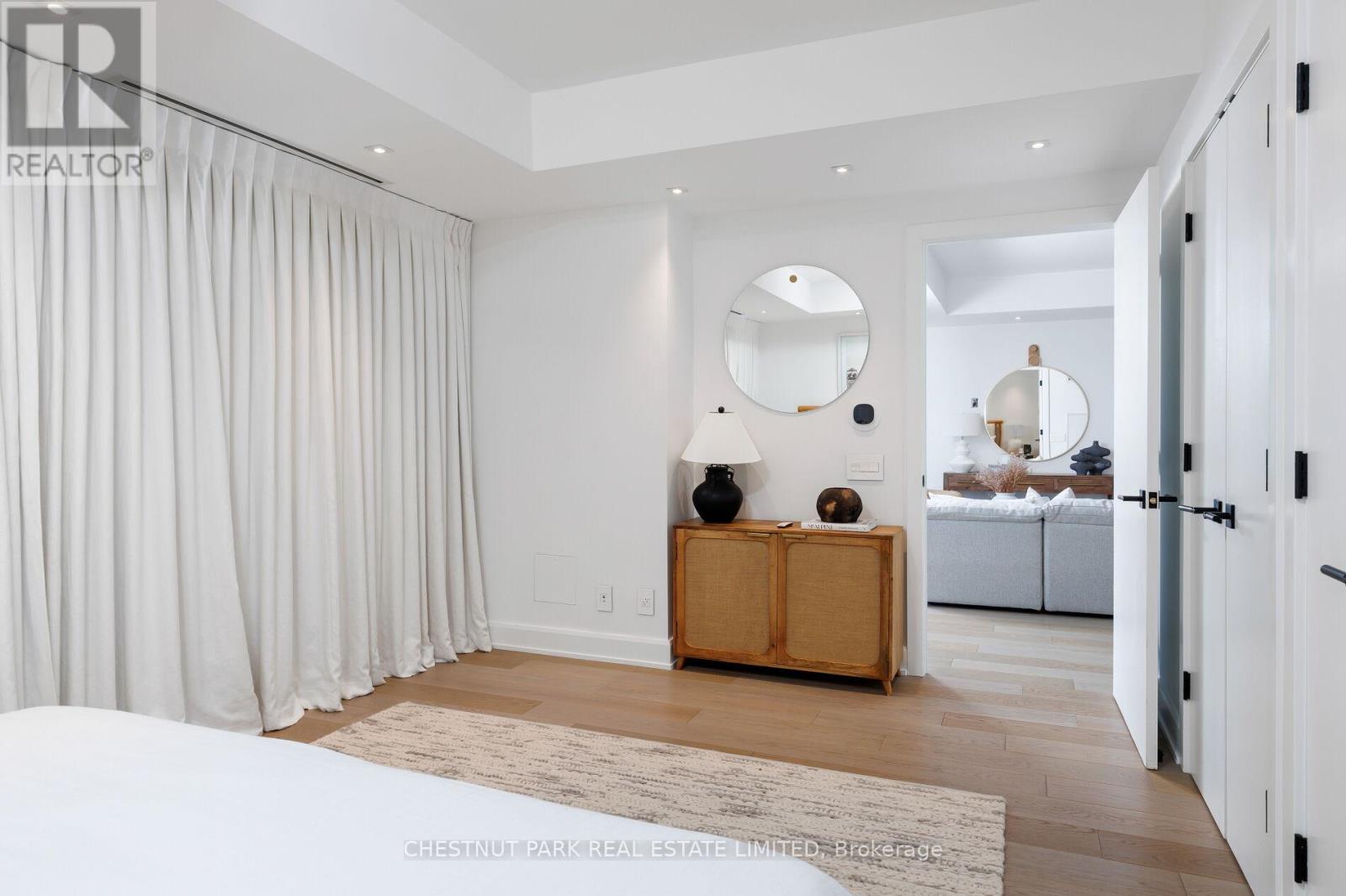 3003 - 200 Cumberland Street, Toronto, Ontario  M5R 0B7 - Photo 32 - C13236502