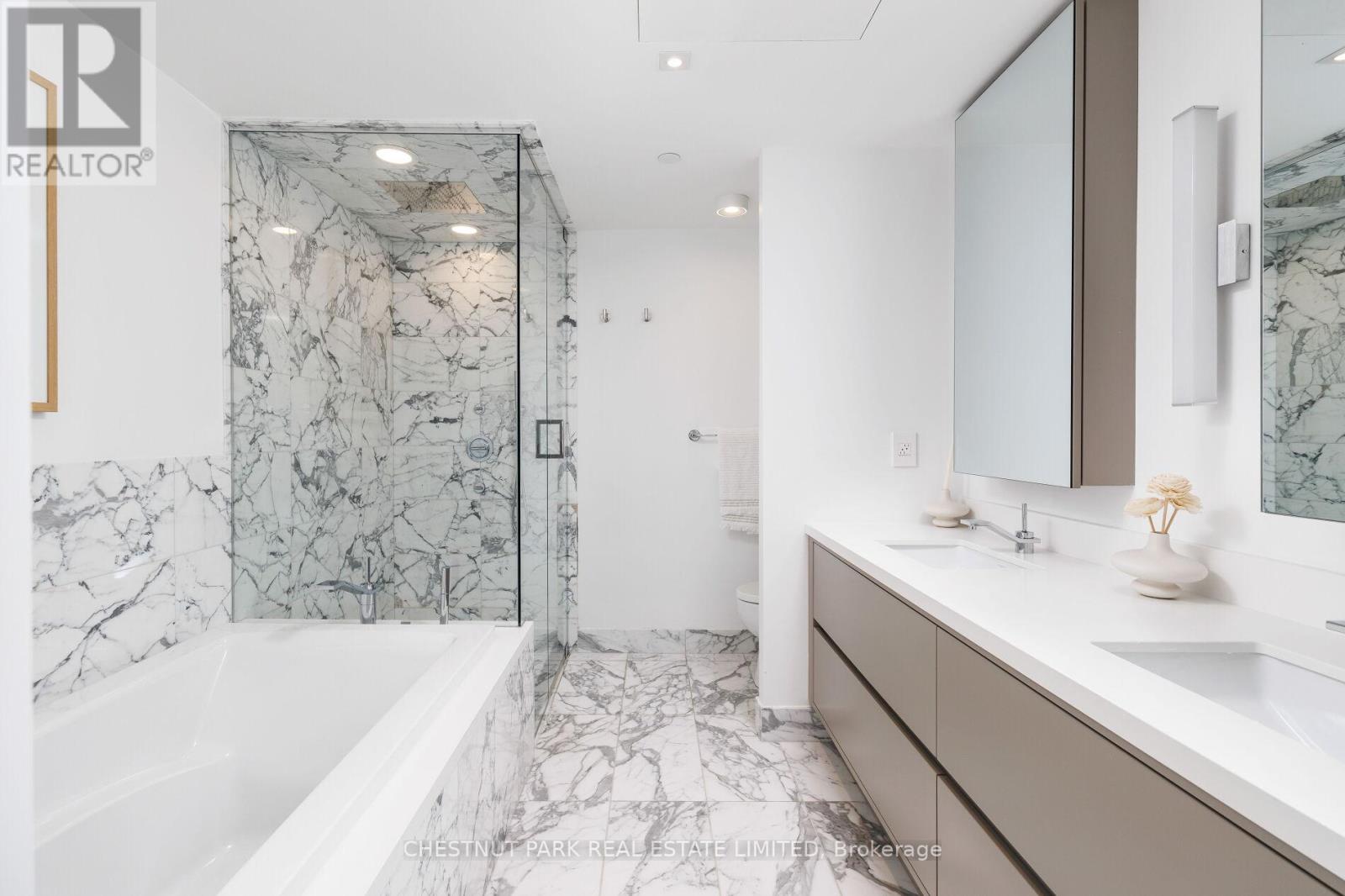 3003 - 200 Cumberland Street, Toronto, Ontario  M5R 0B7 - Photo 34 - C13236502