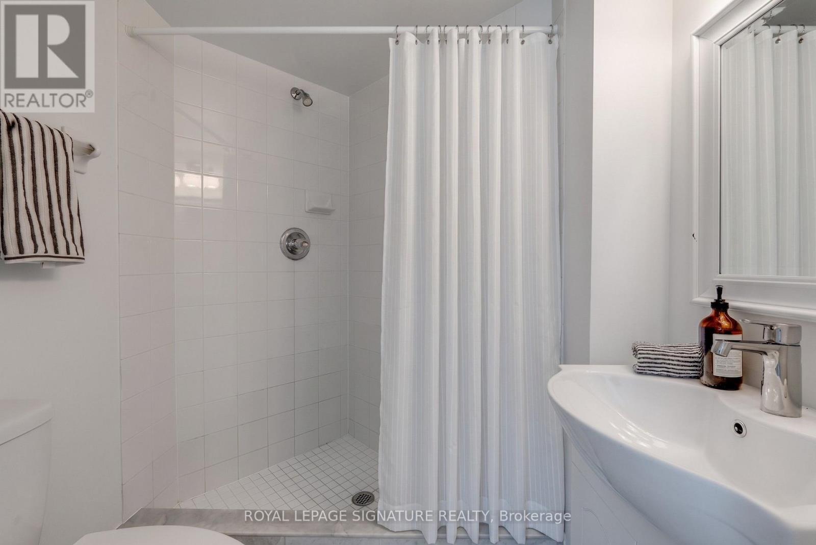 1007 - 650 Queens Quay W, Toronto, Ontario  M5V 3Y7 - Photo 12 - C13236524