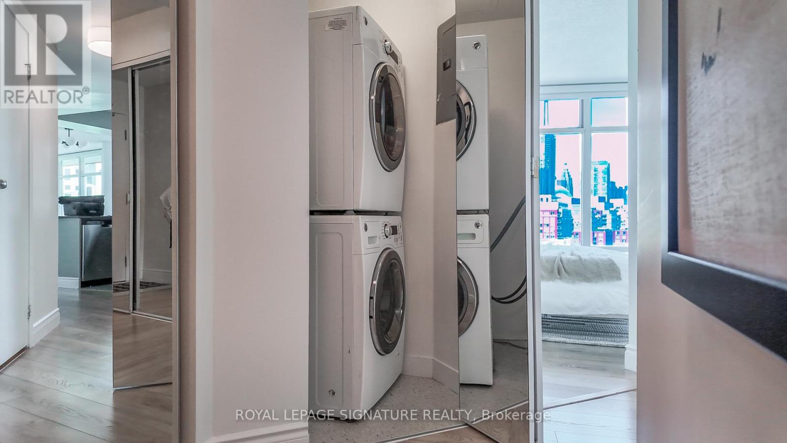 1007 - 650 Queens Quay W, Toronto, Ontario  M5V 3Y7 - Photo 13 - C13236524