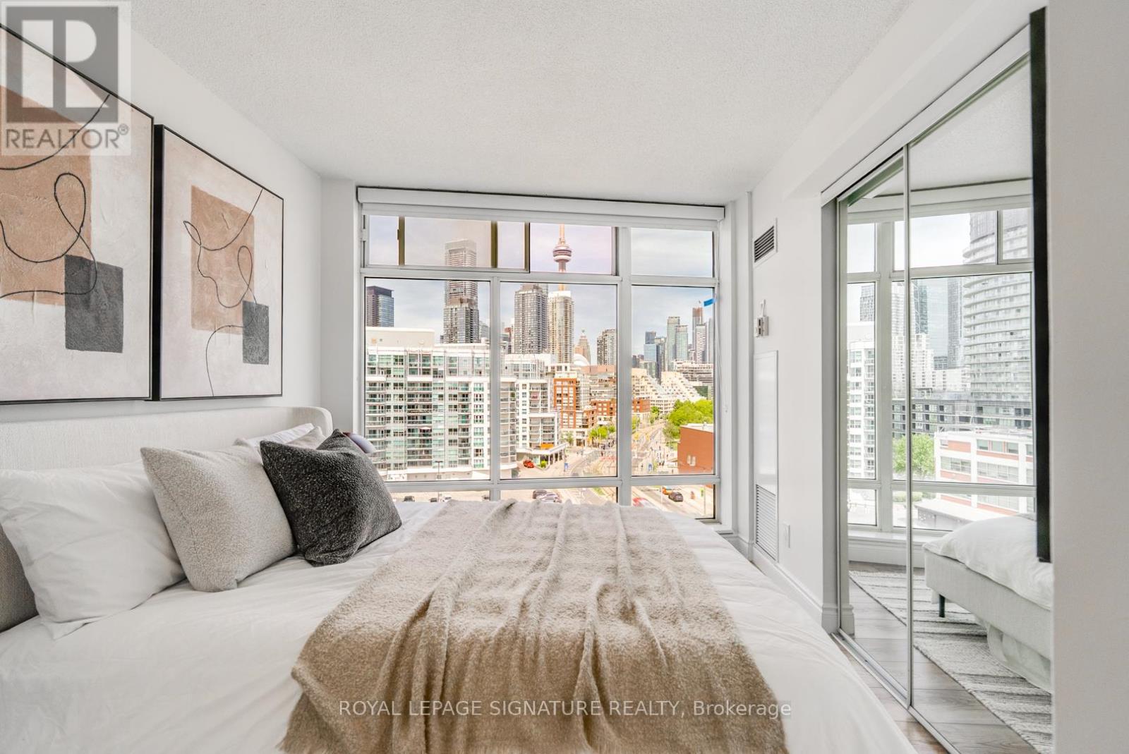 1007 - 650 Queens Quay W, Toronto, Ontario  M5V 3Y7 - Photo 7 - C13236524