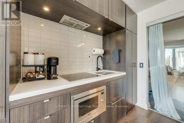 2018 - 155 Yorkville Avenue, Toronto, Ontario  M5R 0B4 - Photo 15 - C13236598