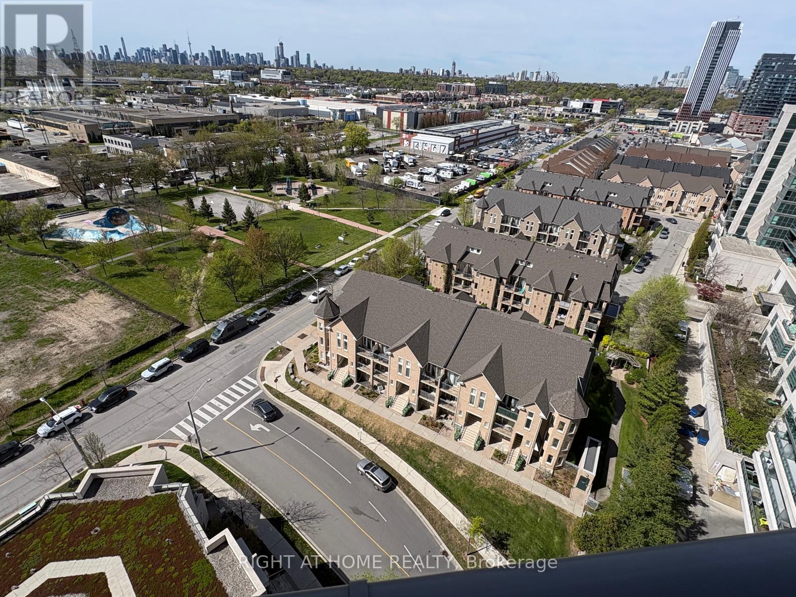 1413 - 160 Vanderhoof Avenue, Toronto, Ontario  M4G 2G6 - Photo 32 - C13236620