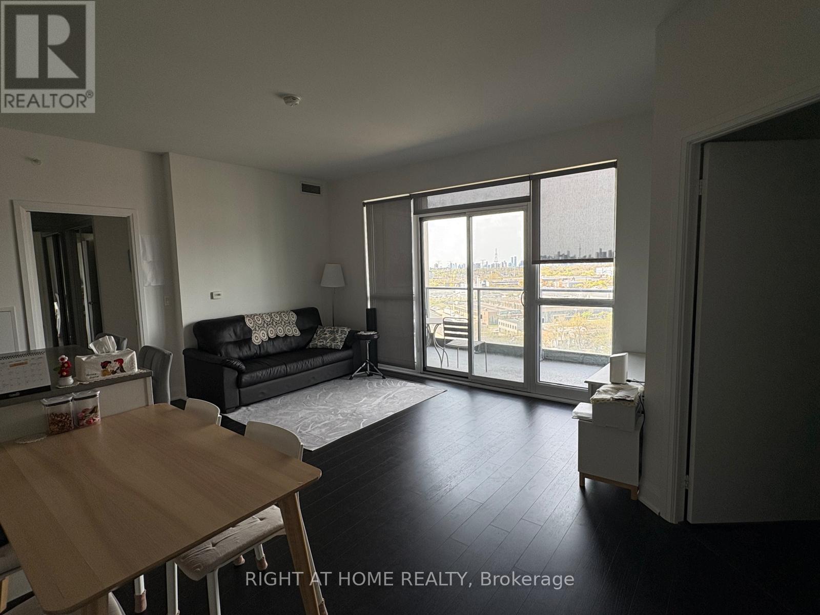 1413 - 160 Vanderhoof Avenue, Toronto, Ontario  M4G 2G6 - Photo 4 - C13236620
