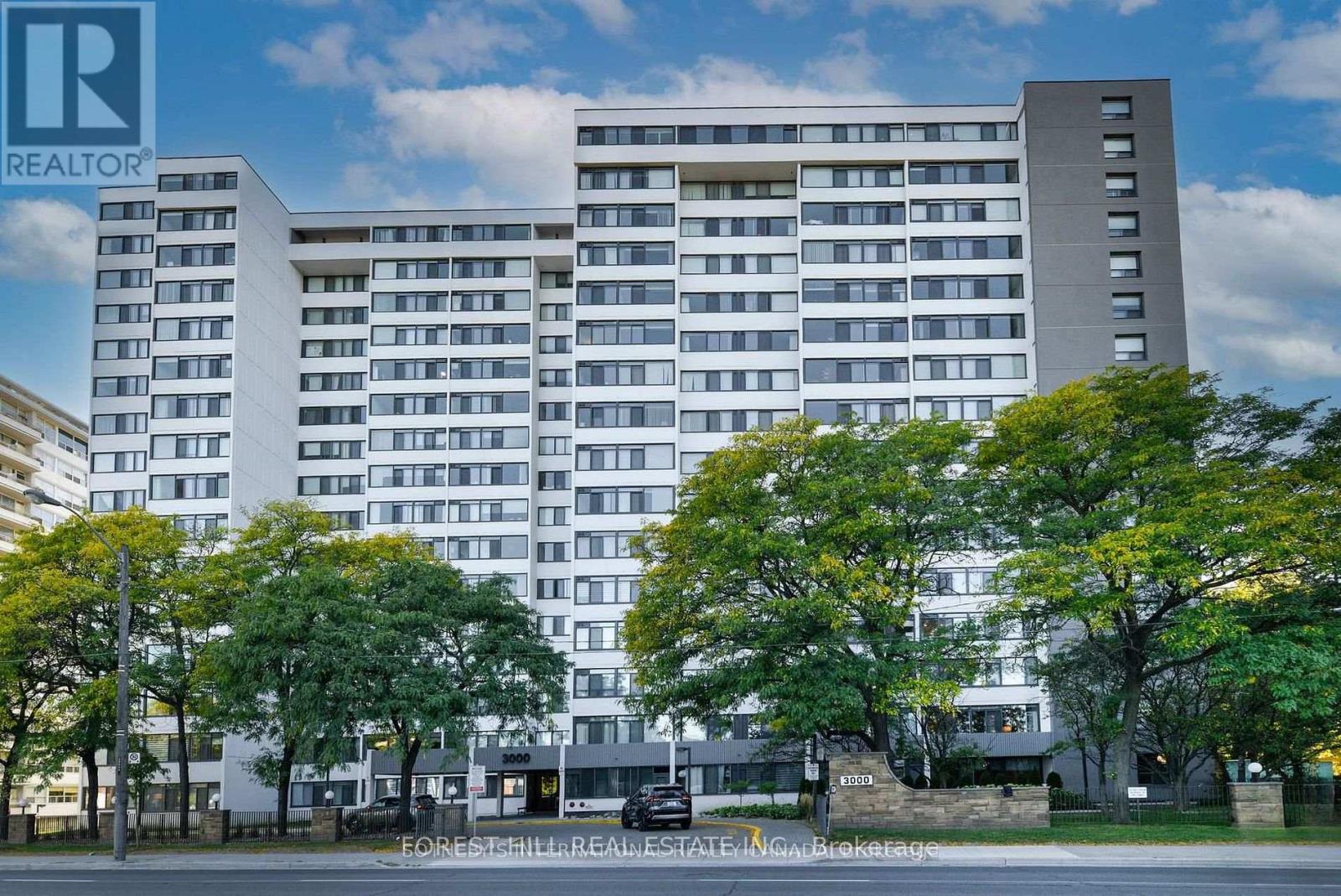 1205 - 3000 Bathurst Street, Toronto, Ontario  M6B 3B4 - Photo 1 - C13236642