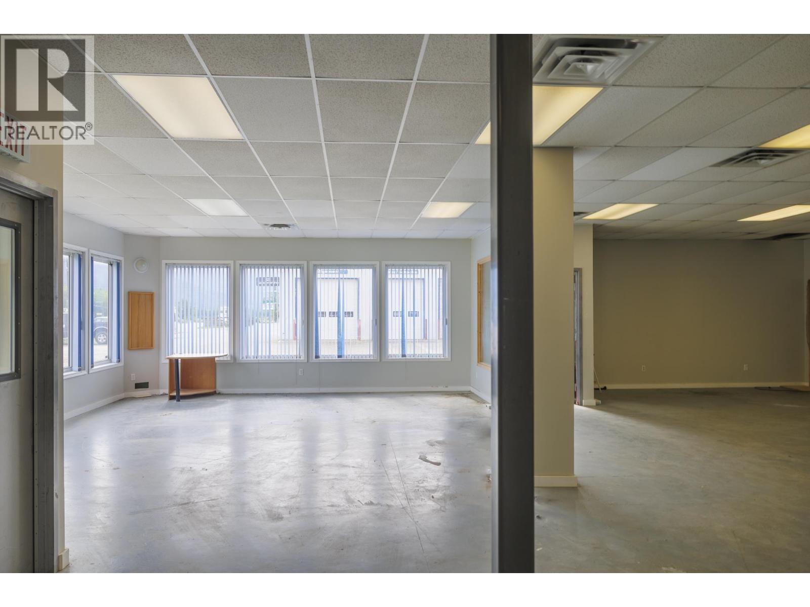 1011 Se Frontage Road, Mcbride, British Columbia  V0J 2E0 - Photo 14 - C8079287