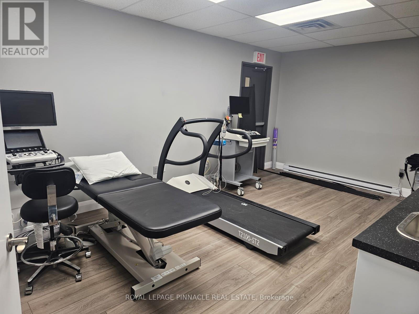 301 - 3 Cross Street, Welland, Ontario  L3B 5X6 - Photo 8 - X13024056
