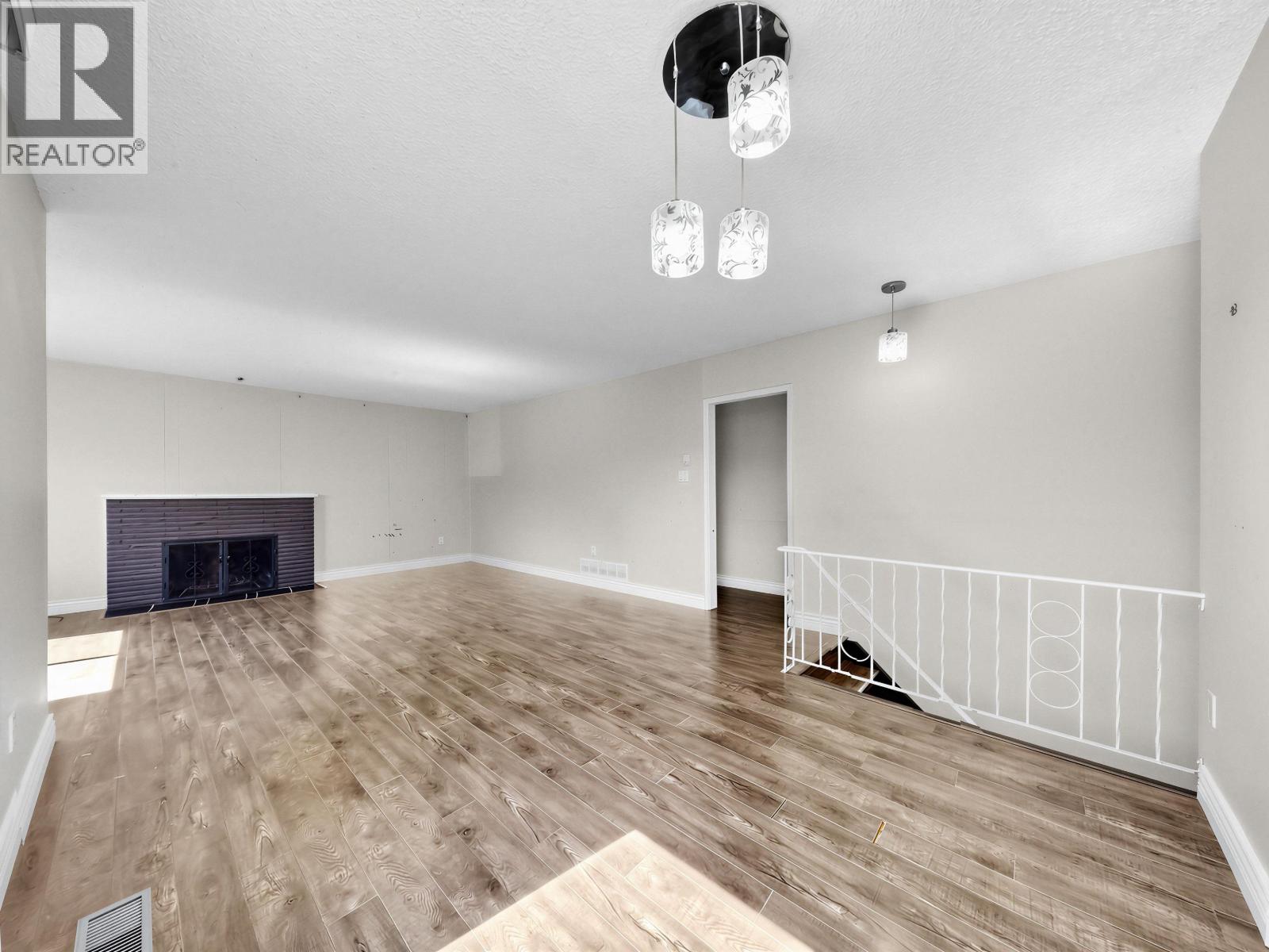 6299 Azure Road, Richmond, British Columbia V7C 2N8 - Photo 6 - R3131662