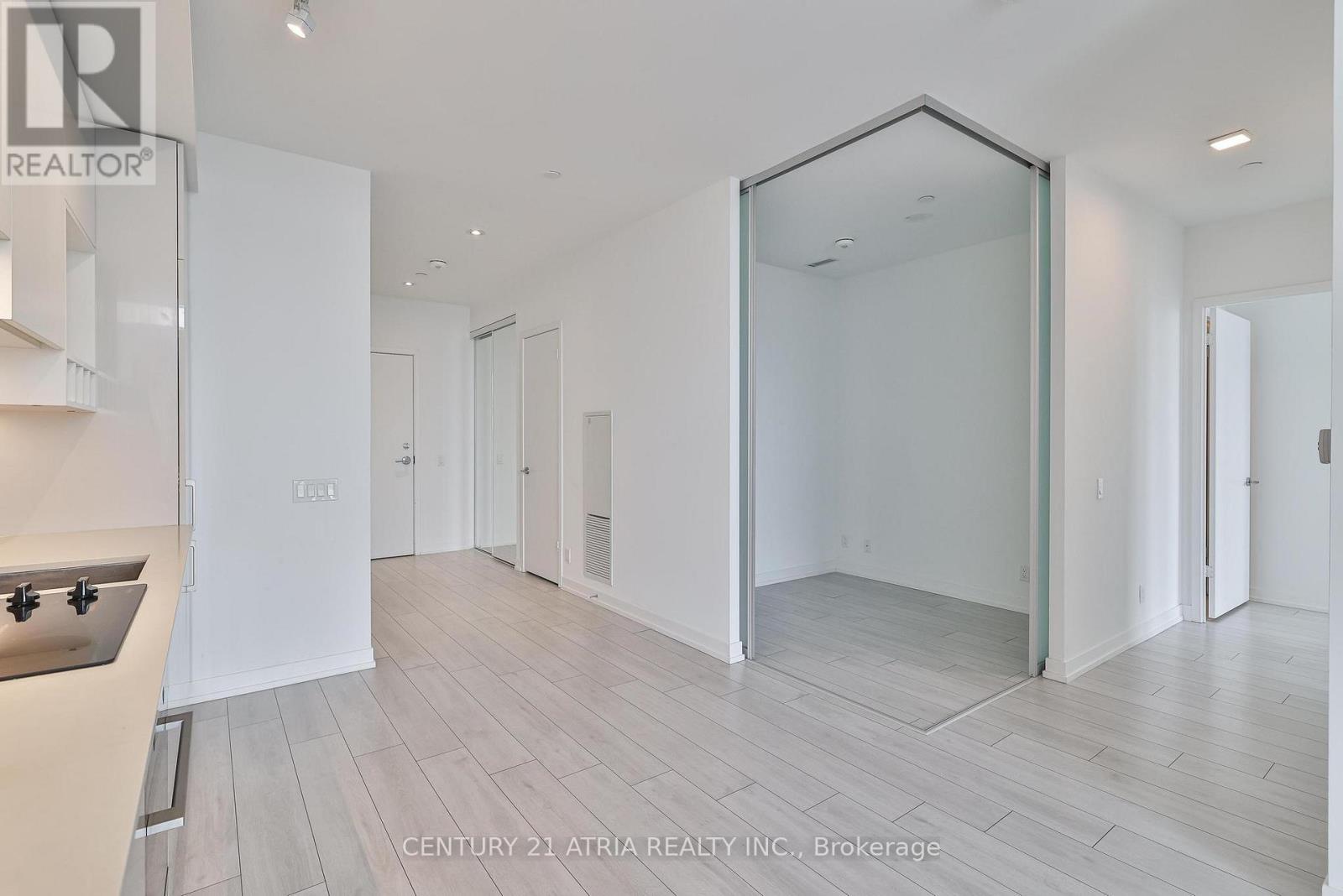 2901 - 898 Portage Parkway, Vaughan, Ontario  L4K 0J7 - Photo 12 - N13236364