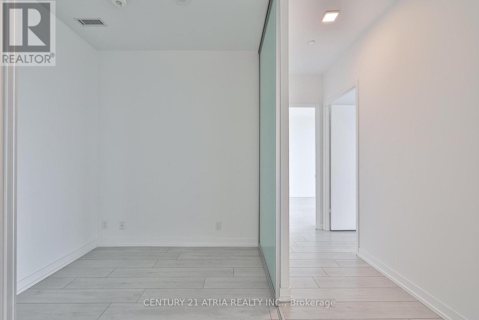 2901 - 898 Portage Parkway, Vaughan, Ontario  L4K 0J7 - Photo 13 - N13236364