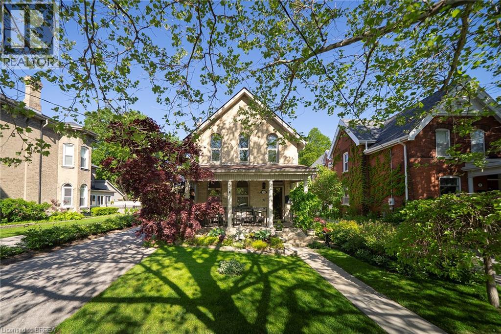 11 Chestnut Avenue, Brantford, Ontario  N3T 4B9 - Photo 1 - 40816284