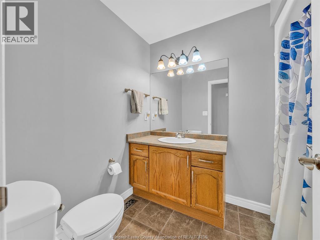 382 Thorn Ridge, Amherstburg, Ontario  N9V 3X2 - Photo 12 - 26013050